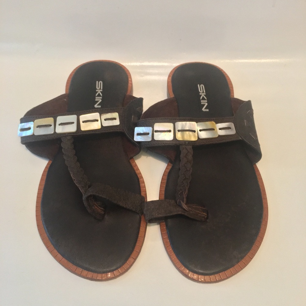 Skin footwear sandals
